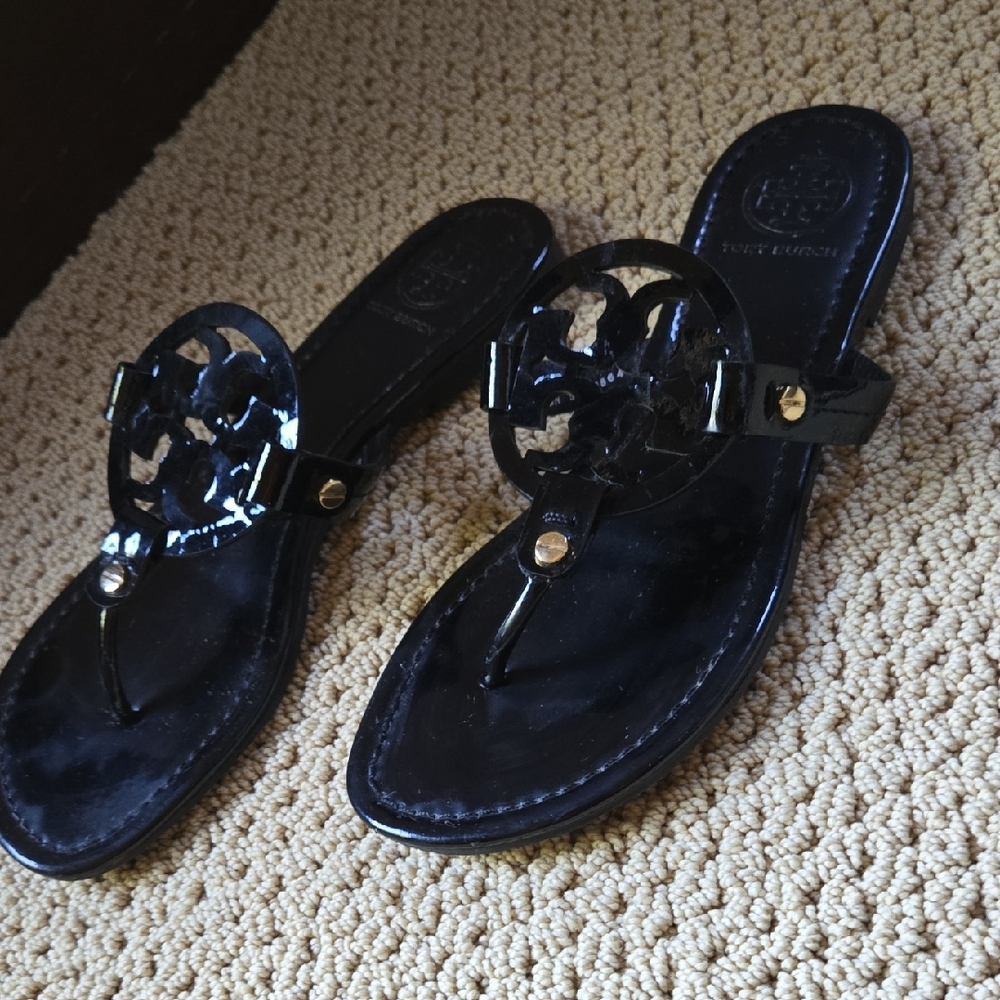 Tory Burch Black Sandals with Glossy Finish